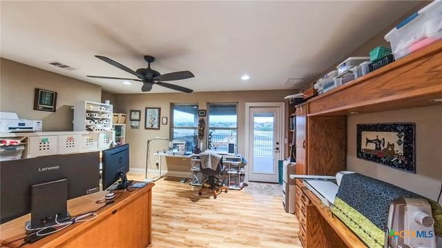 28 Boerne Stage Airfield, Boerne, TX 78006