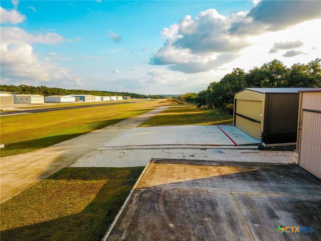 28 Boerne Stage Airfield, Boerne, TX 78006