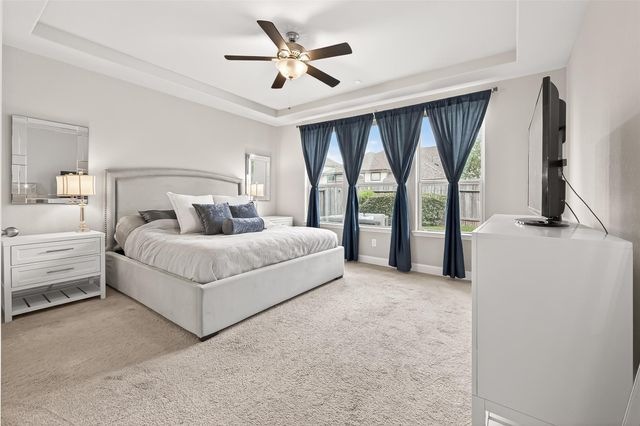 24022 Kingdom Isle Lane, Katy, TX 77493