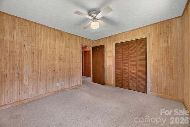 2409 Lucas Street, Hendersonville, NC 28791