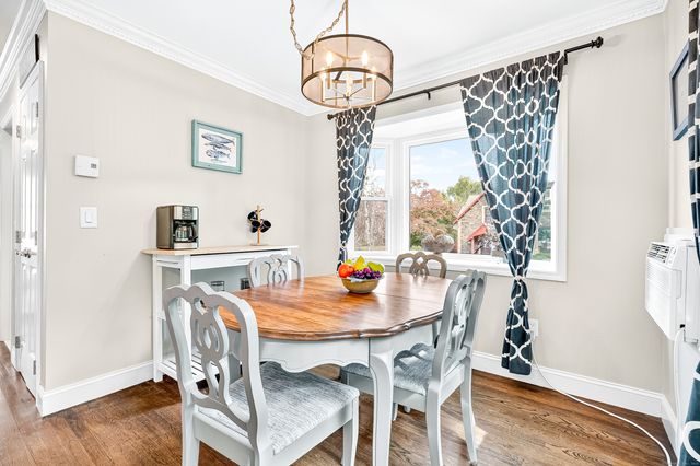 55 Woodland Place APT 1, Stamford, CT 06902