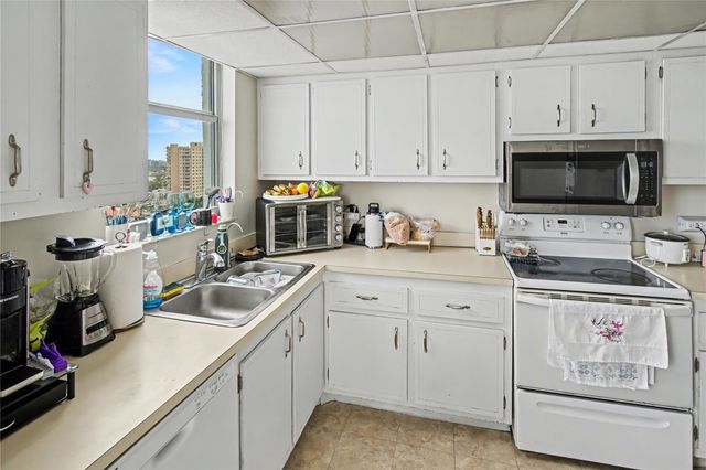 1010 S Ocean Boulevard 1601, Pompano Beach, FL 33062