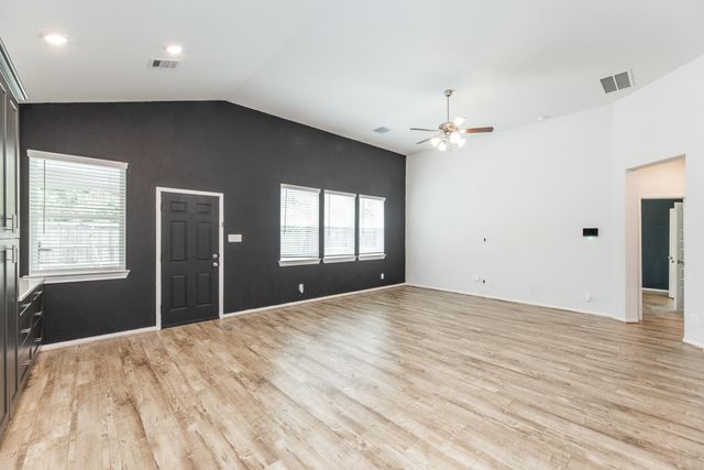 5943 Pearland Place, Pearland, TX 77581