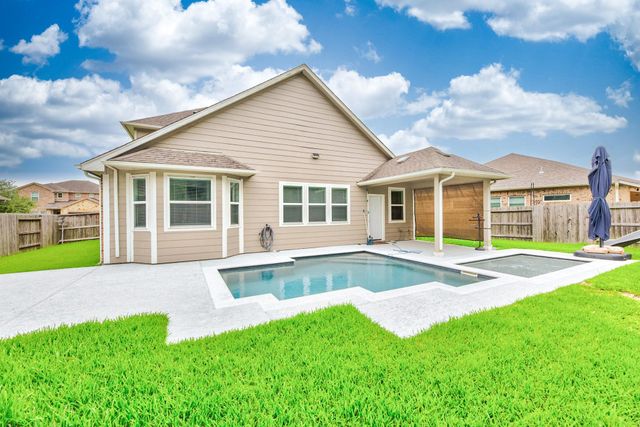 5943 Pearland Place, Pearland, TX 77581