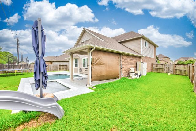 5943 Pearland Place, Pearland, TX 77581