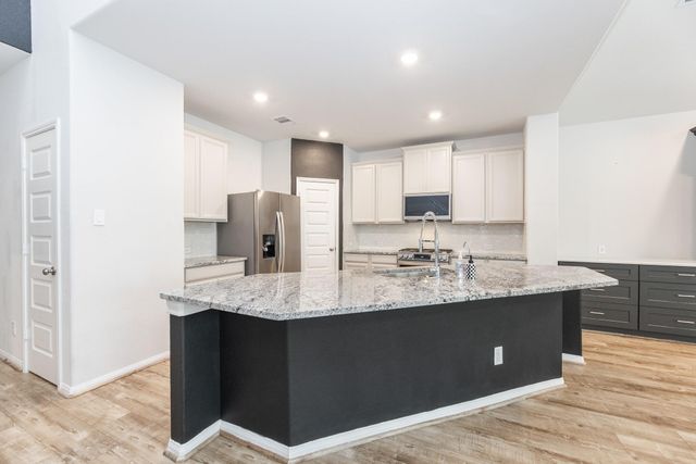 5943 Pearland Place, Pearland, TX 77581