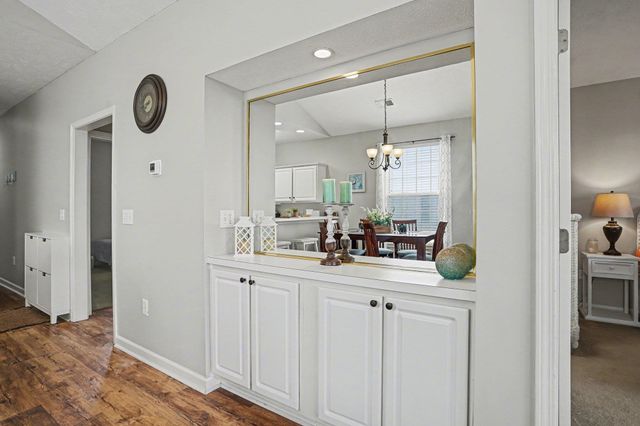 636 River Oaks Dr Apt 49I, Myrtle Beach, SC 29579