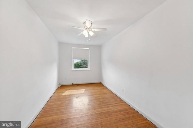 8637 BRIDLE RD, Philadelphia, PA 19115