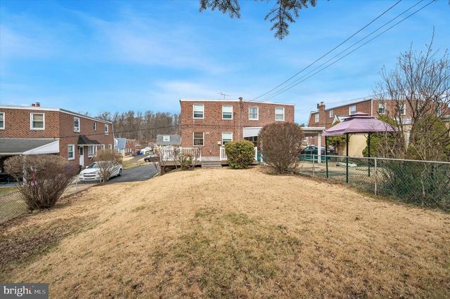 8637 BRIDLE RD, Philadelphia, PA 19115