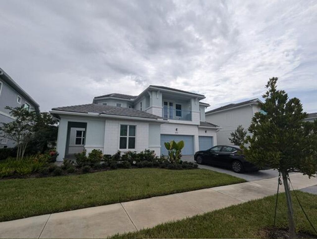 9292 Crestview Circle, Palm Beach Gardens, FL 33412