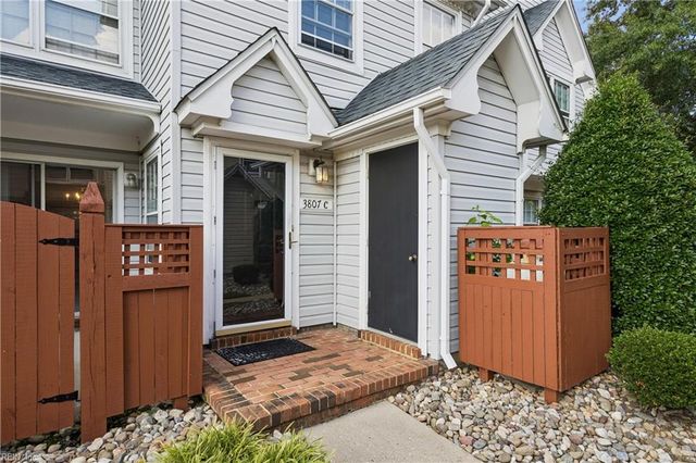 3807 Banister River Reach Apt C, Portsmouth, VA 23703