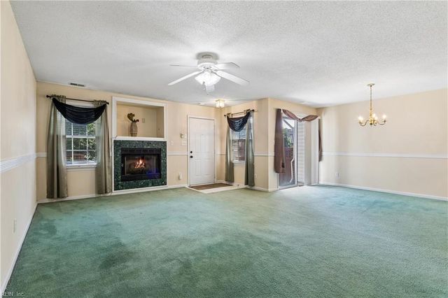 3807 Banister River Reach Apt C, Portsmouth, VA 23703