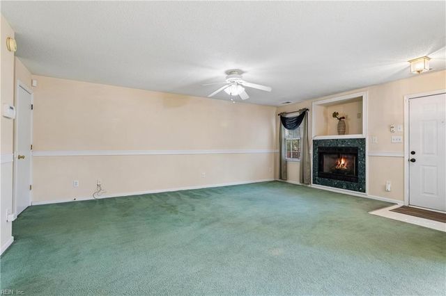 3807 Banister River Reach Apt C, Portsmouth, VA 23703