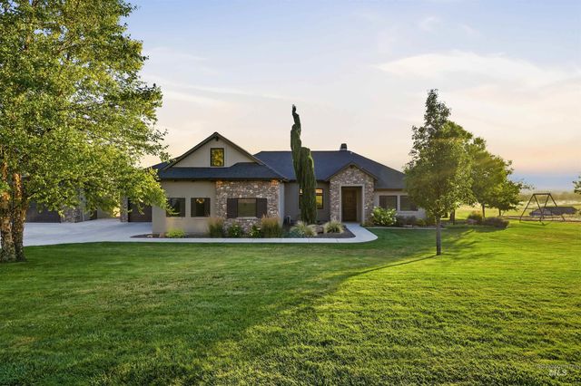 11223 West River Road, Caldwell, ID 83607
