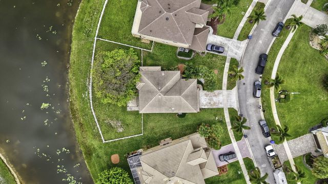 2753 Misty Oaks Circle, Royal Palm Beach, FL 33411