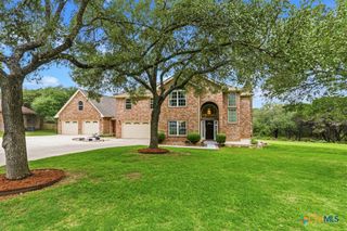 51 Hunters Point Drive, New Braunfels, TX 78132