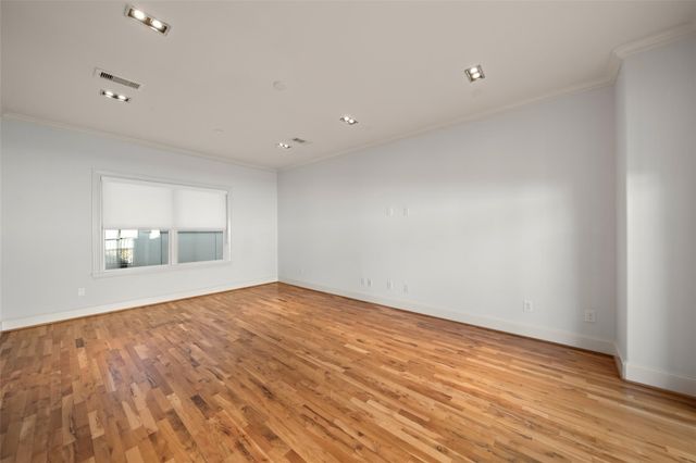 1306 Castle Court A, Houston, TX 77006