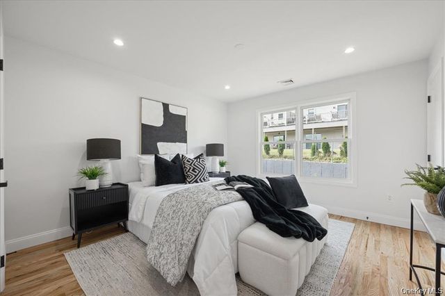 93 Thurton Place 2, Yonkers, NY 10704