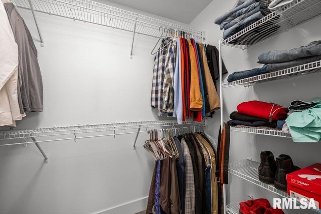 3043 Shanes Way 3043, Bettendorf, IA 52722