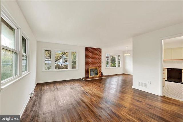 3814 GRANTLEY RD, Baltimore, MD 21215