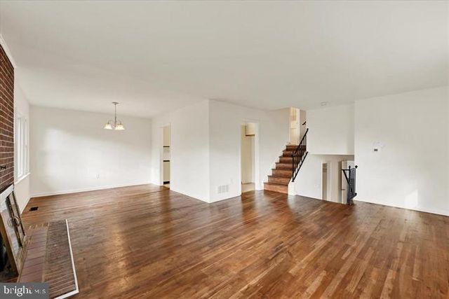 3814 GRANTLEY RD, Baltimore, MD 21215