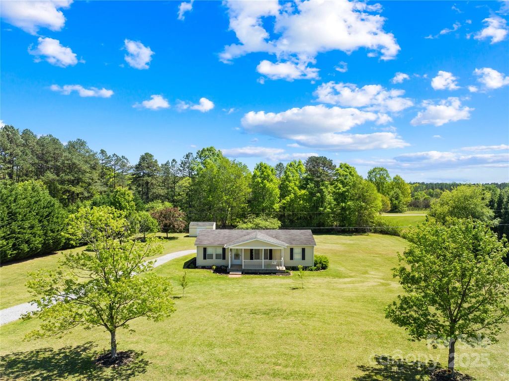 3909 Beda Road, Maiden, NC 28650
