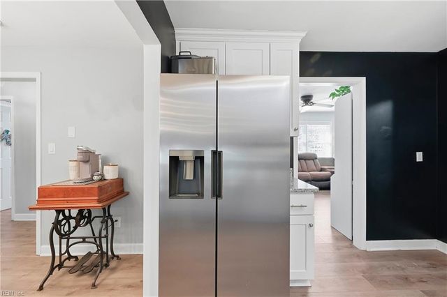 2 Watts DR, Hampton, VA 23666