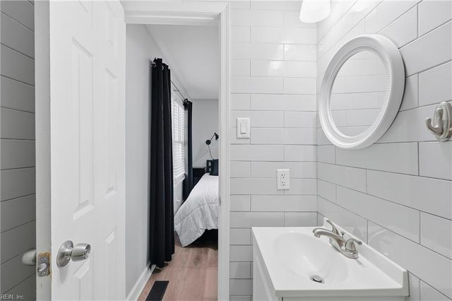 2 Watts DR, Hampton, VA 23666