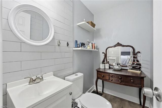 2 Watts DR, Hampton, VA 23666