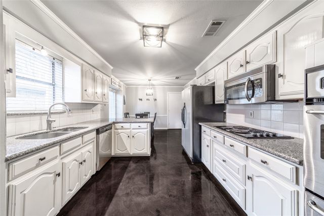 430 Brookfield Drive, Garland, TX 75040