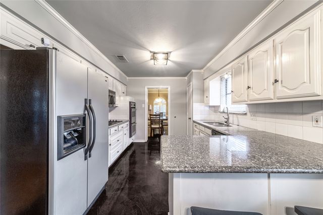 430 Brookfield Drive, Garland, TX 75040