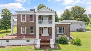 129/131 Elizabeth, Athens, TN 37303