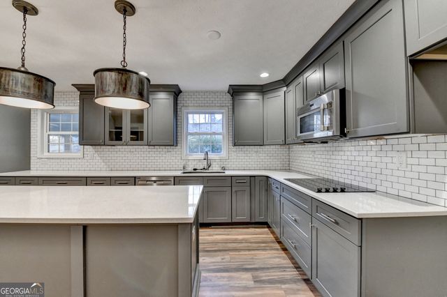 1106 Fieldstone Drive, Canton, GA 30114