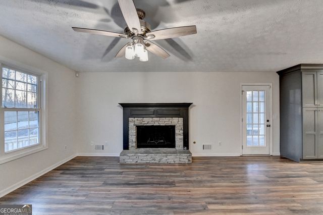 1106 Fieldstone Drive, Canton, GA 30114