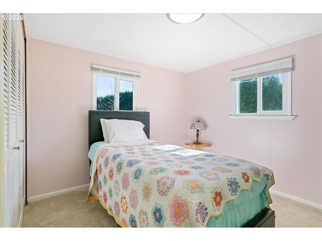 1418 PINE St 7, Silverton, OR 97381