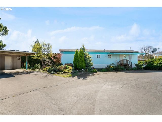 1418 PINE St 7, Silverton, OR 97381