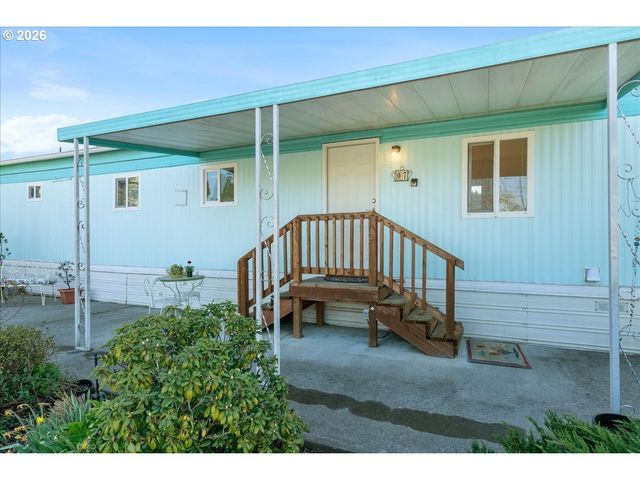 1418 PINE St 7, Silverton, OR 97381