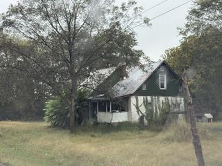 307 Railroad St, Petersburg, TN 37144