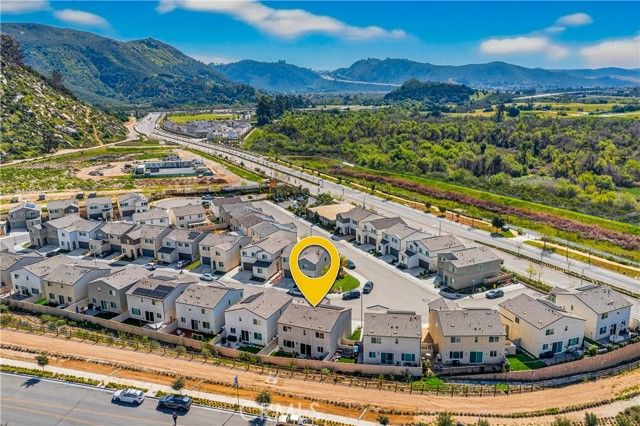 220 Hass Lane, Fallbrook, CA 92028