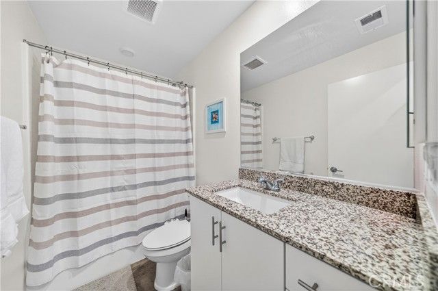 220 Hass Lane, Fallbrook, CA 92028