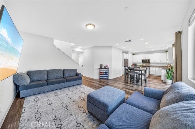 220 Hass Lane, Fallbrook, CA 92028