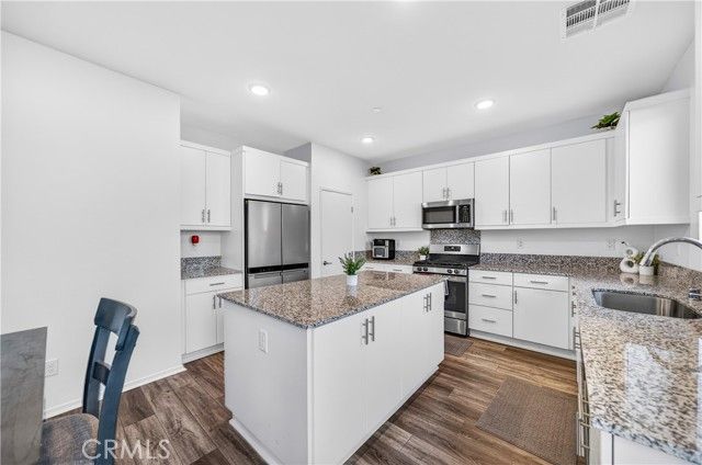 220 Hass Lane, Fallbrook, CA 92028