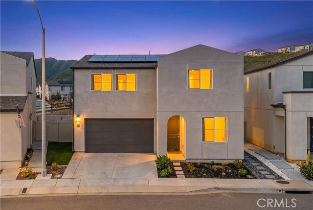 220 Hass Lane, Fallbrook, CA 92028