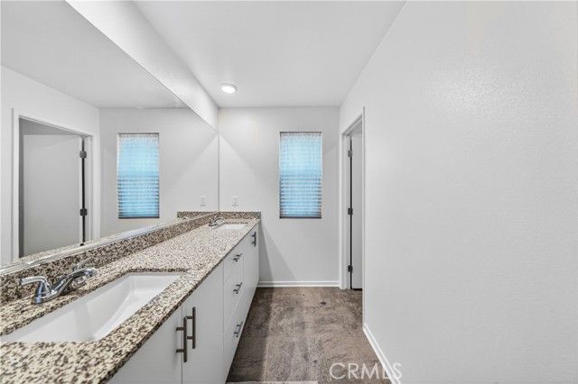 220 Hass Lane, Fallbrook, CA 92028