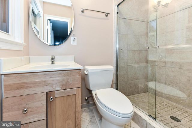 3806 N WAKEFIELD ST, Arlington, VA 22207