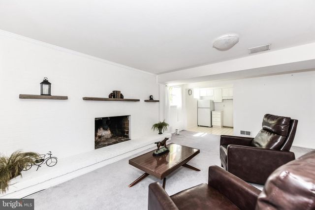 3806 N WAKEFIELD ST, Arlington, VA 22207