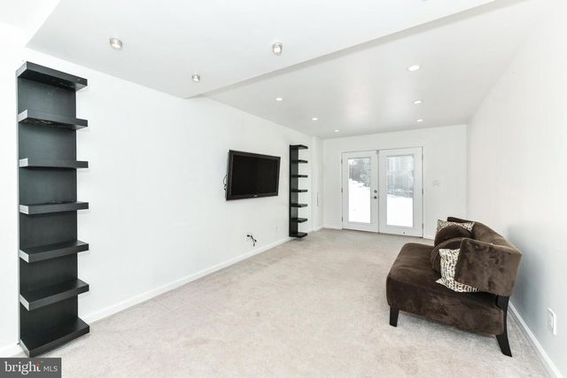 3806 N WAKEFIELD ST, Arlington, VA 22207