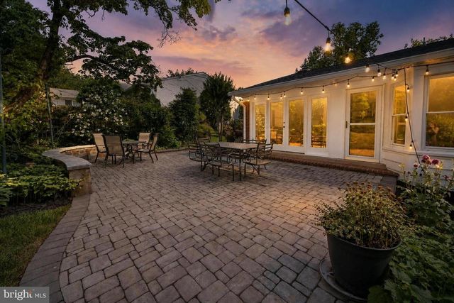 3806 N WAKEFIELD ST, Arlington, VA 22207