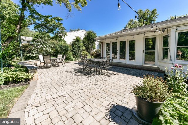 3806 N WAKEFIELD ST, Arlington, VA 22207