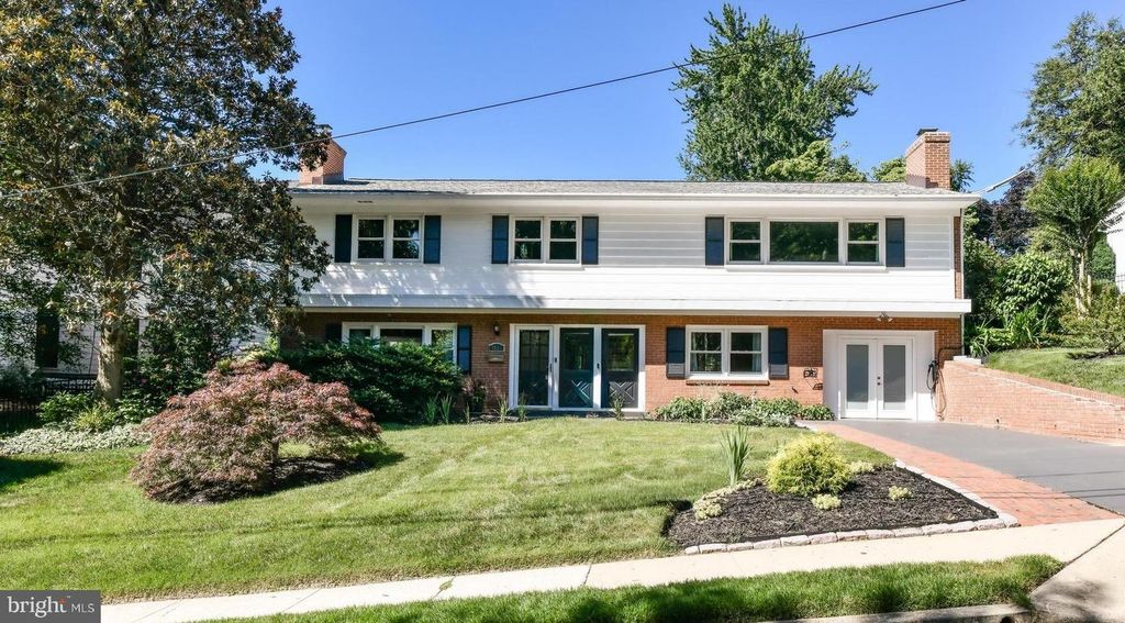 3806 N WAKEFIELD ST, Arlington, VA 22207